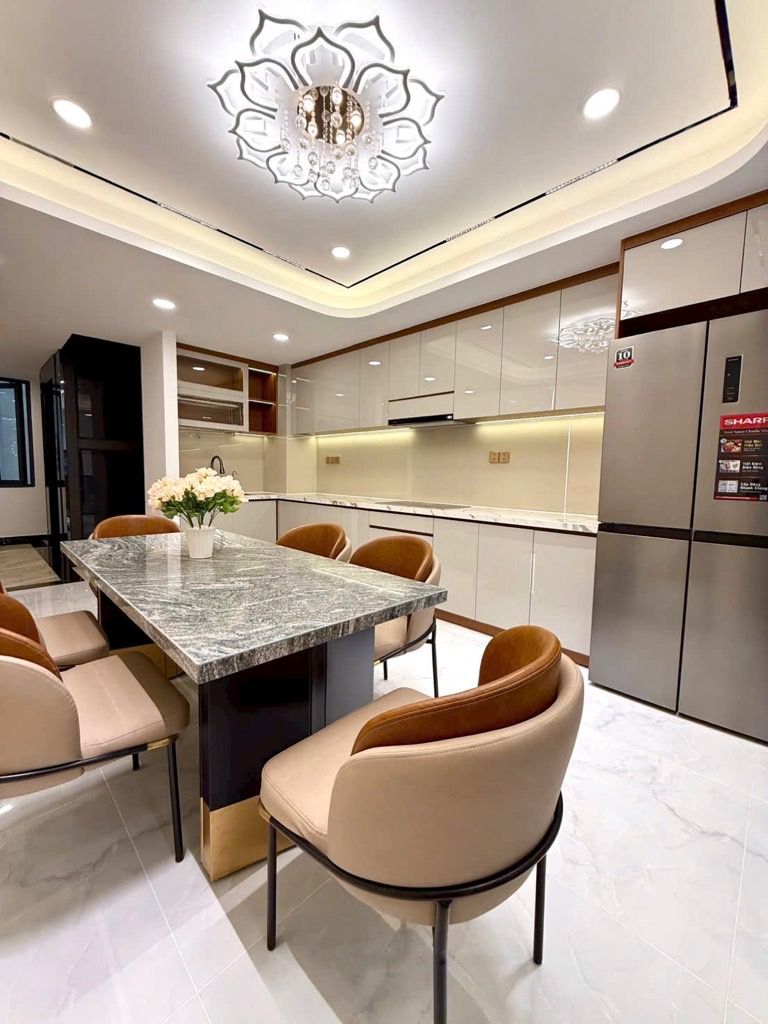 ĐÓN ĐẦU TUYẾN METRO, SÁT HXH CÁCH MẠNG THÁNG 8, TÂN BÌNH, 60M2 Ở NGAY. GIẢM 350TR CHỈ 16.8T