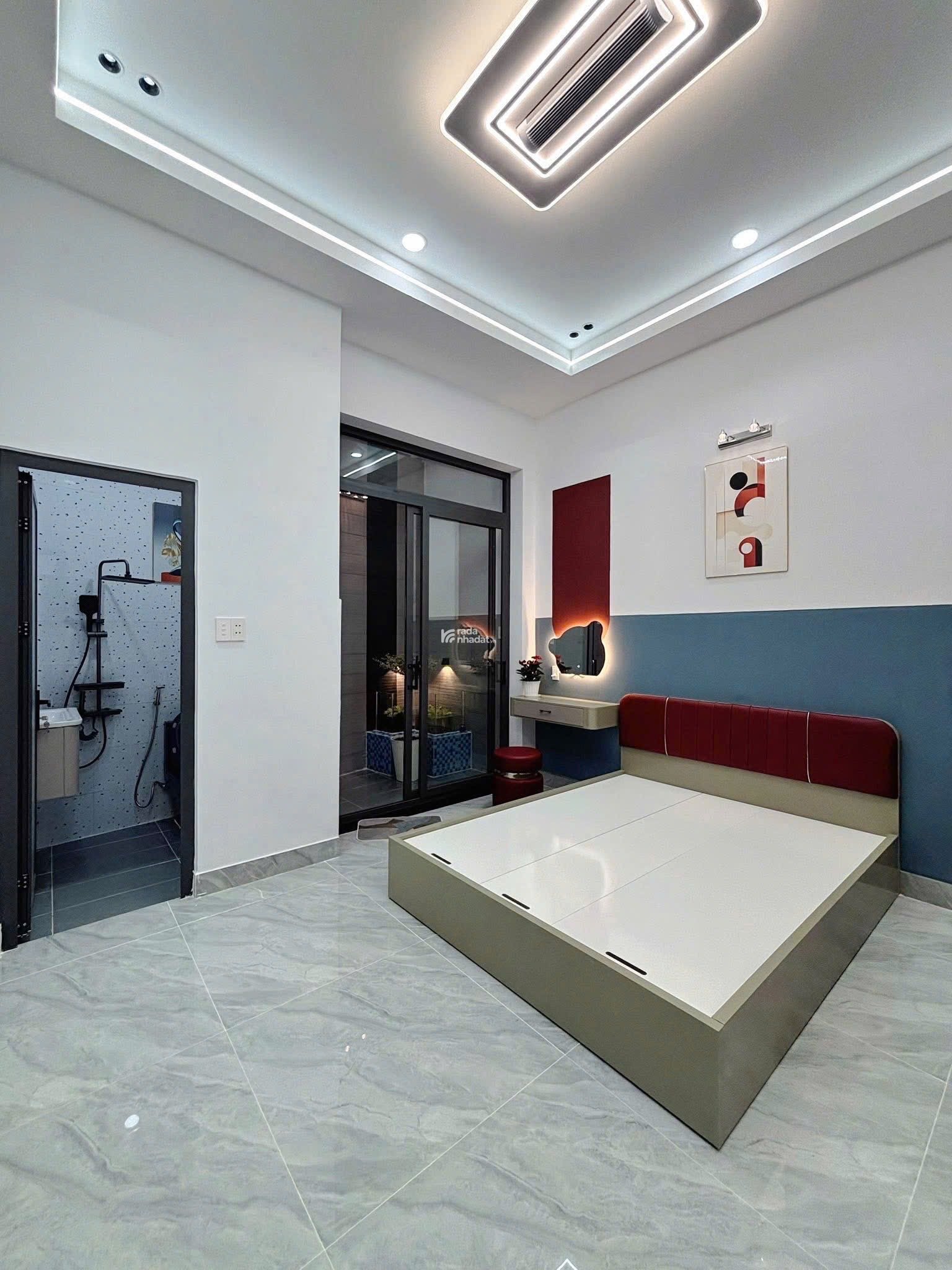 Bán nhà Bình Thạnh đường Hoàng Hoa Thám DT 63m2, Sổ Hồng Riêng giá chỉ 2tỷ690tr.