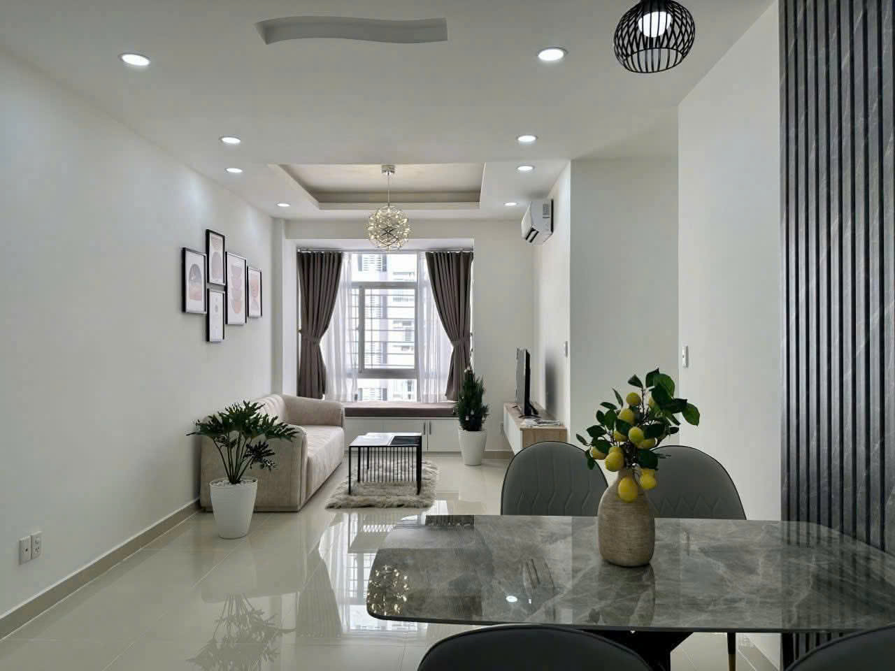 Bán căn hộ góc Sky Garden 3, nhà đẹp, giá tốt, thoáng mát
