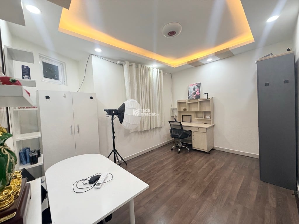 HXH ĐOÀN THỊ ĐIỂM, PHÚ NHUẬN, 30M2 CHUẨN KẾT CẤU Ở NGAY. GIẢM 2T CHỈ CÒN 7.5T