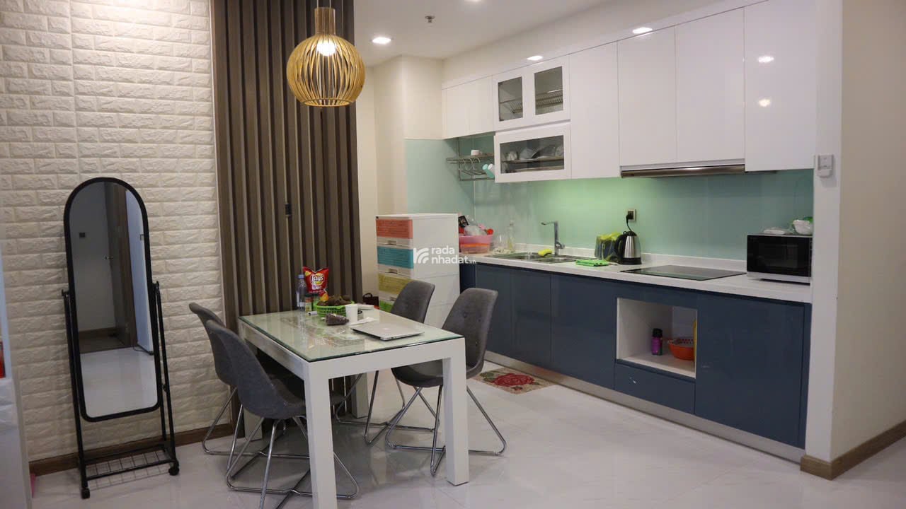 Cho thuê căn CC tòa Park 1, 2PN và 2VS, Tầng thấp, Diện tích đẹp 80.3m2, Vinhomes Central Park.