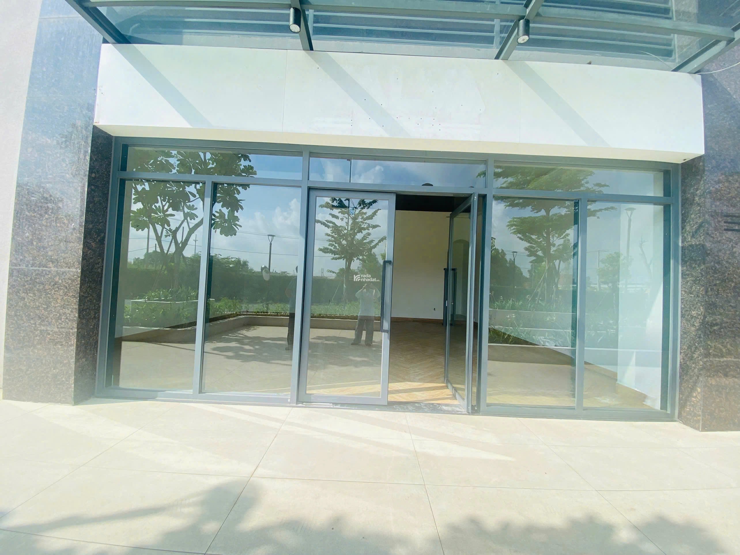 76m2 - Giá 6.5 tỷ - Bán shophouse kế sảnh mặt ngoài Q7 Riverside