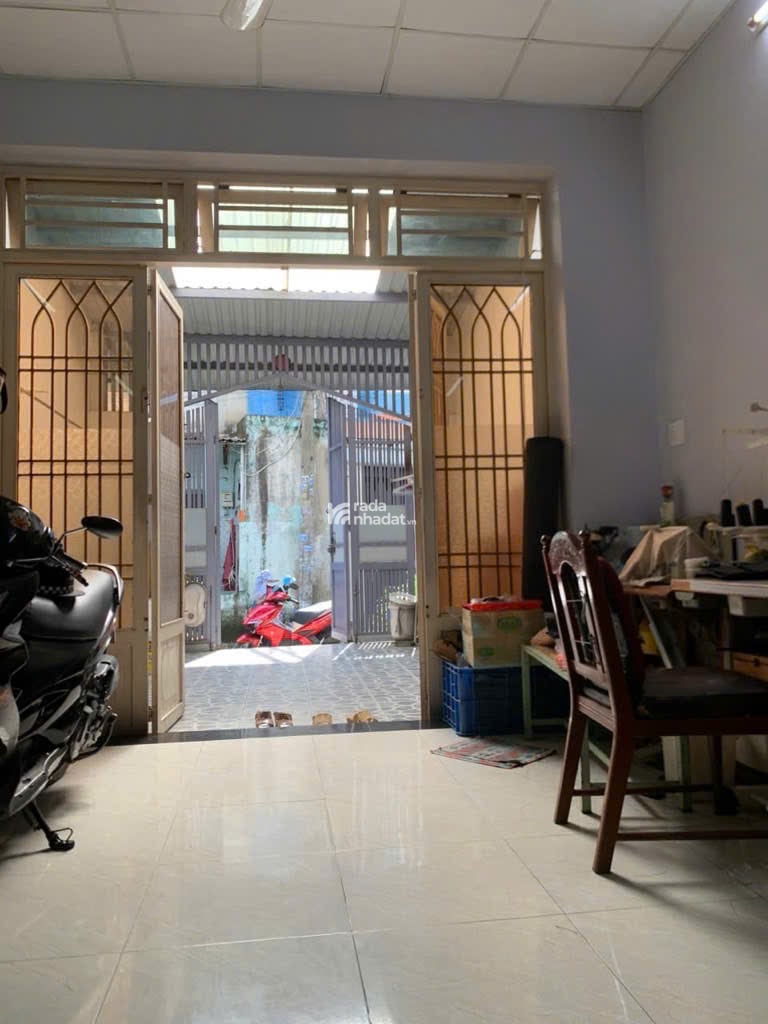 Bán Gấp Nhà Phố Hẻm Xe Hơi  Diện Tích Lớn Công Nhận Đủ 100m2 Thới An 11 Quận 12