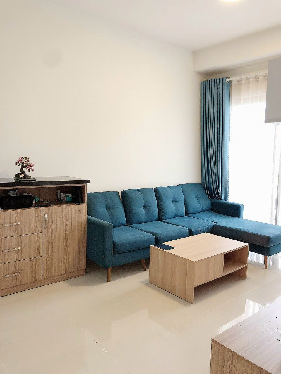 Bán căn 1PN 6,15 tỷ tại The Sun Avenue, 56m2, full nội thất, đã có sổ hồng, vào ở ngay