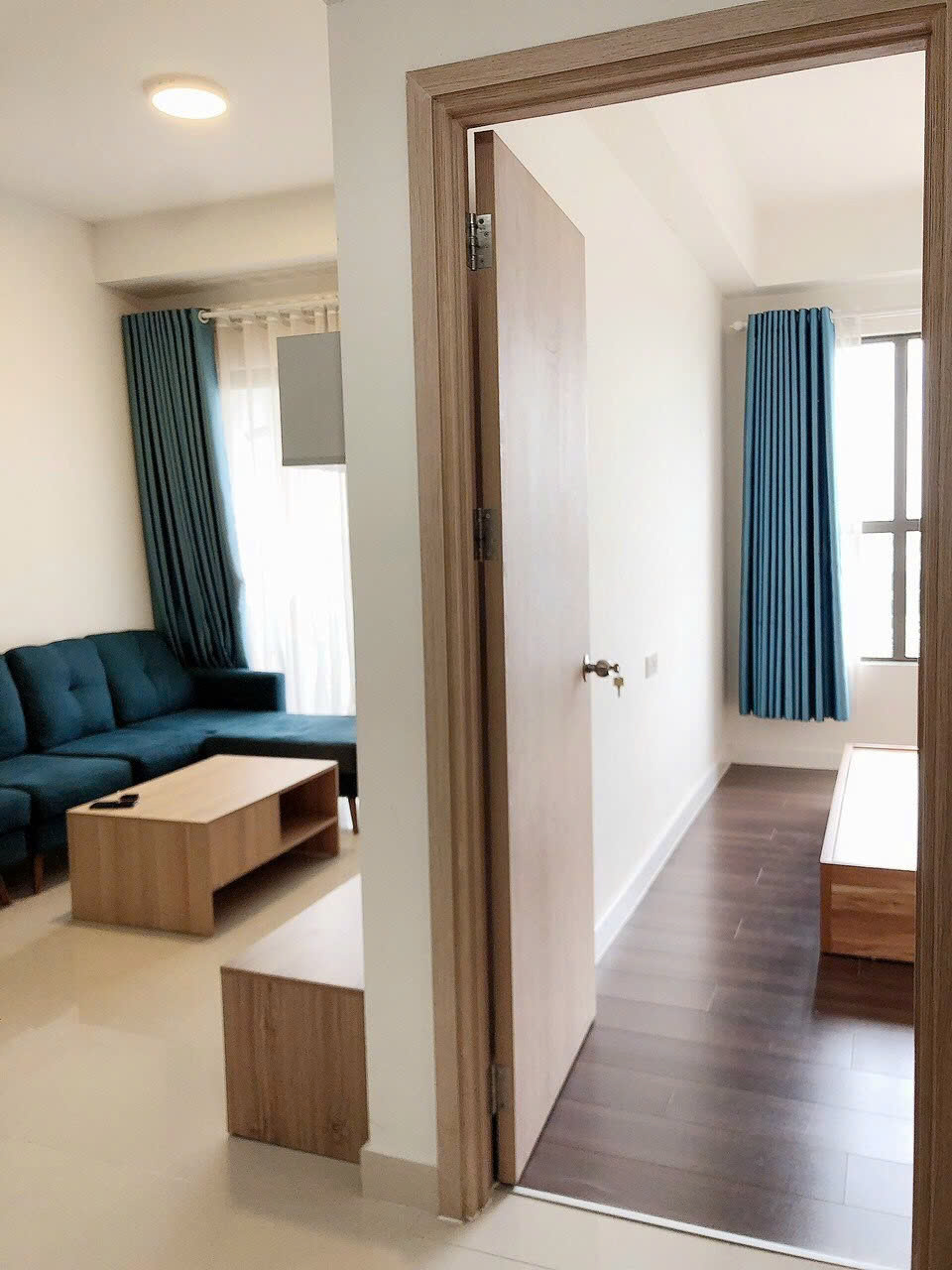 Bán căn 1PN 6,15 tỷ tại The Sun Avenue, 56m2, full nội thất, đã có sổ hồng, vào ở ngay