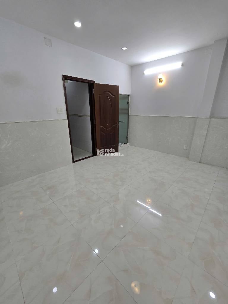 NHÀ 4 TẦNG MỚI ĐẸP - 43M2 - 3PN - GẦN GA T3