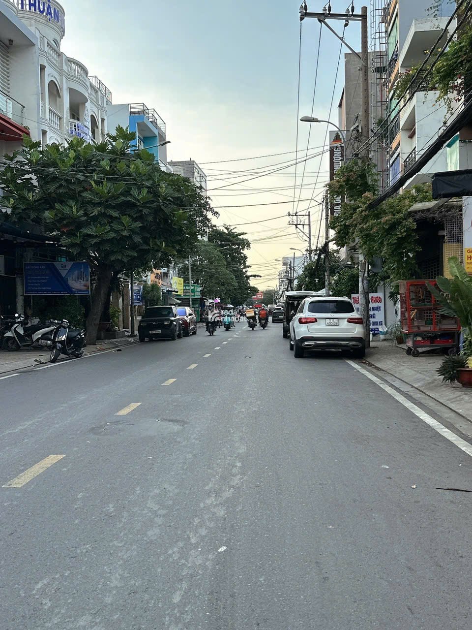 NGỘP giảm 6 tỷ MTKD 4 lầu đẹp Nguyễn Hữu Tiến 160m2 ngang 5m gần Tây Thạnh 19.3 tỷ.