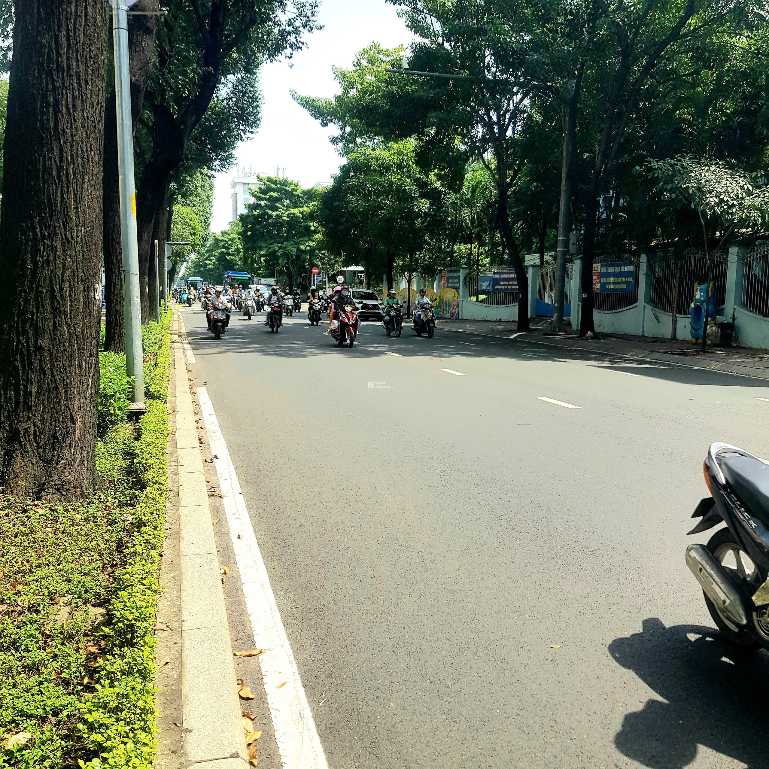 MẶT TIỀN ĐƯỜNG KHU VIP Q3 - NHỈNH 12 TỶ - 56m2 - 3 TẦNG ĐÚC - SẴN DÒNG TIỀN 450tr/ NĂM