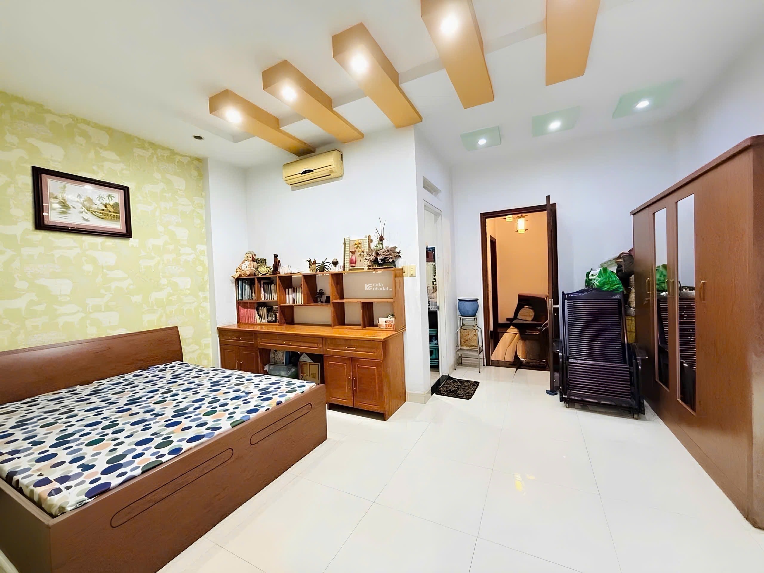 Đường Xe Hơi Thông - DT: 5,6x17 - Hạ 5OOTr - Đúc 4 Tầng - Cạnh Lũy Bán Bích - Chỉ 12,x ty