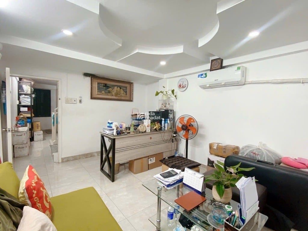 MẶT TIỀN 5 TẦNG BTCT PHAN XÍCH LONG - QUẬN 11- DT: 3.5*14m - 9 tỷ 3