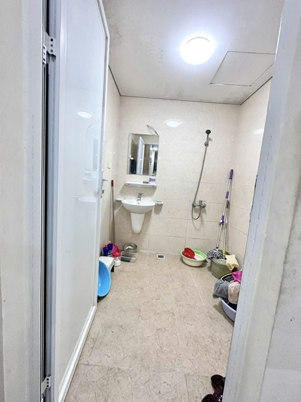 Cần bán căn hộ tòa N01T4, diện tích 101.5m2, 3 phòng ngủ, 2 vệ sinh căn góc view hồ