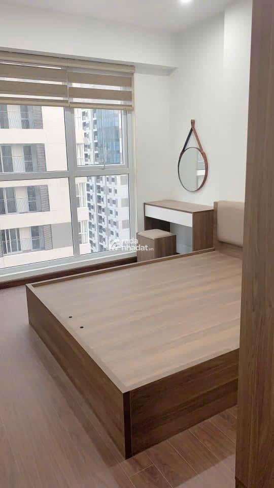 (Tin thật) bán căn 2 pn 60m2 ban công Đông Nam HN Center Point. Full đồ, có slot, sổ đỏ giá 5,5 tỷ