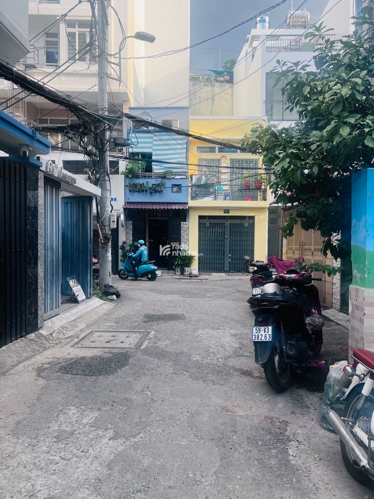SIÊU PHẨM, HẺM XE HƠI ĐINH TIÊN HOÀNG, BÌNH THẠNH, 75M2 TIỆN XÂY MỚI. GIẢM 650TR CHỈ CÒN 13.3T TL 