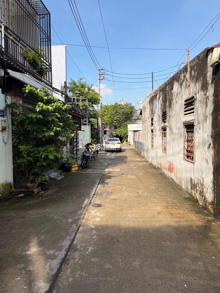  CHÍNH CHỦ BÁN NHÀ 2 TẦNG HẺM XE HƠI 5M CẠNH CELADON AEON MALL 