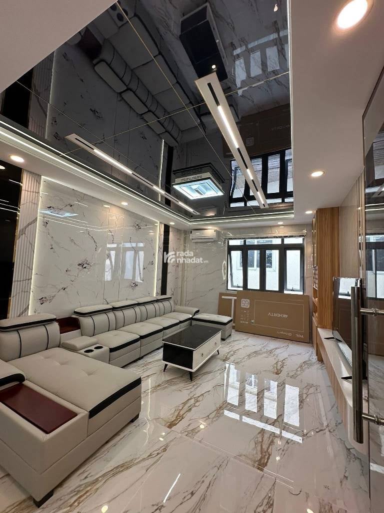 NHÀ MỚI FULL NỘI THẤT (4*16) THANG MÁY ĐẸP LUNG LINH