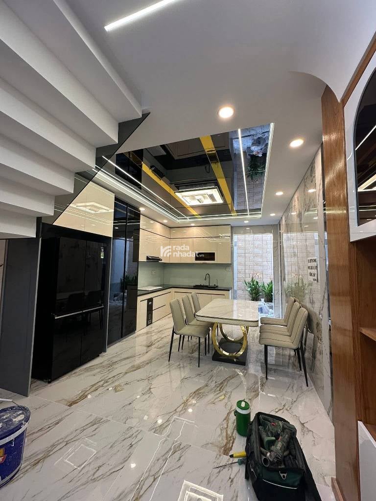 NHÀ MỚI FULL NỘI THẤT (4*16) THANG MÁY ĐẸP LUNG LINH