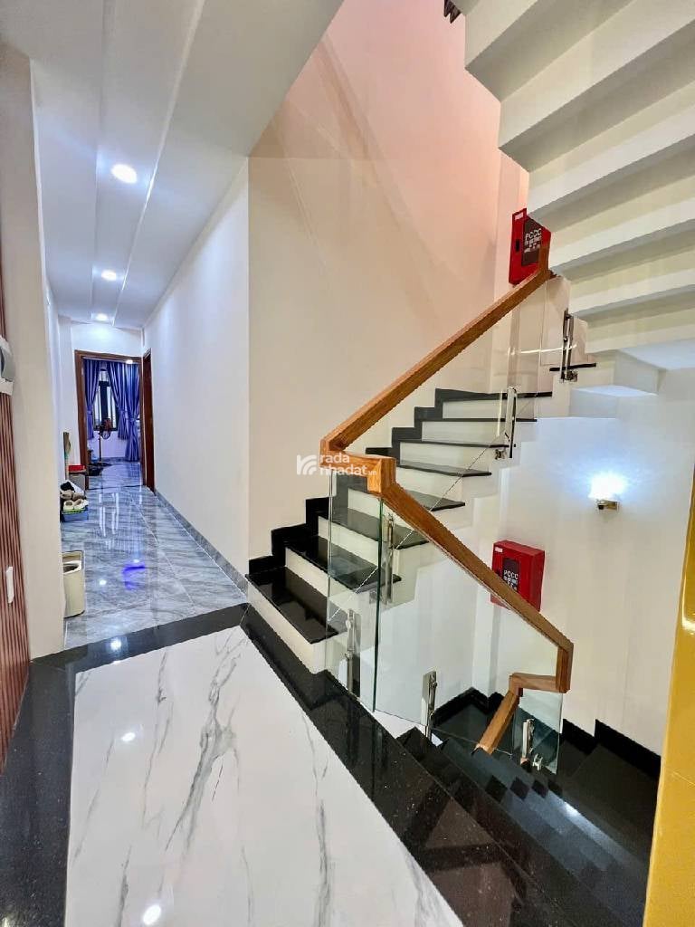 NHÀ MỚI FULL NỘI THẤT (4*16) THANG MÁY ĐẸP LUNG LINH