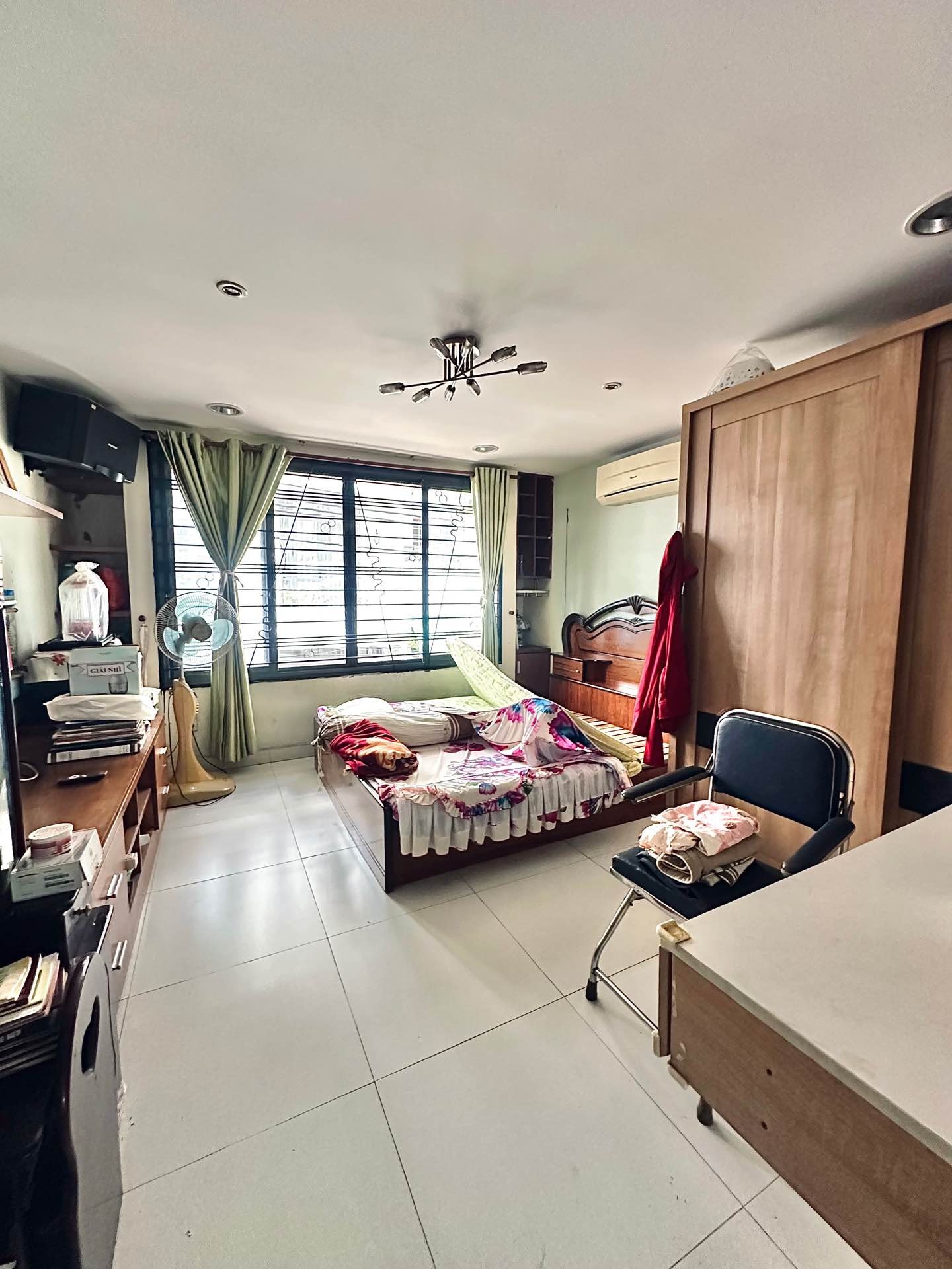 NHÀ HẺM XE TẢI - ÔNG ÍCH KHIÊM QUẬN 11 - 5 TẦNG - 4X11.8 - GIÁ 9.6 TỶ 