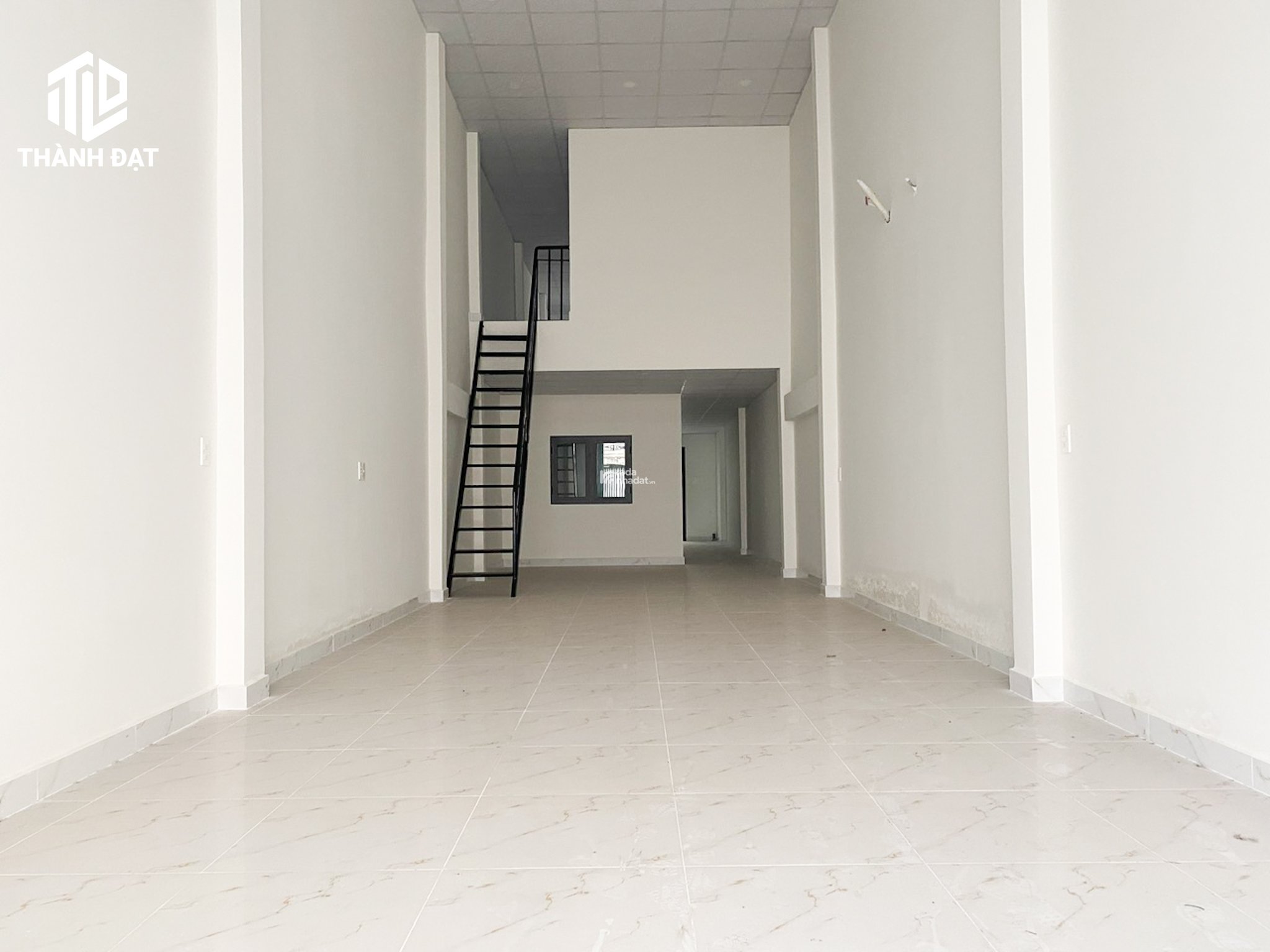 GIA ĐÌNH ĐỊNH CƯ NƯỚC NGOÀI BÁN NHANH CĂN 120M2 HXH TỈNH LỘ 10
