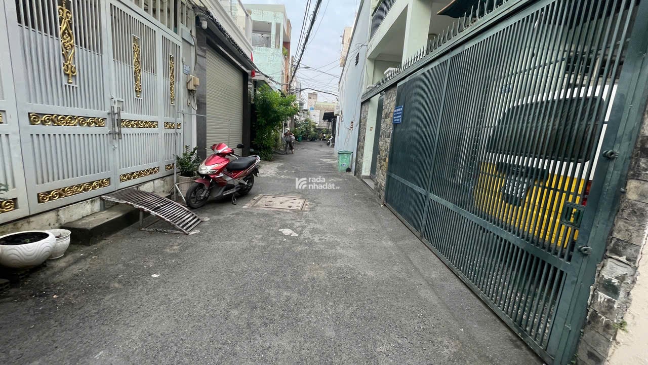 Bán Gấp Nhà Phố 4 Tầng Nội Thất Gỗ Tự Nhiên Xe Hơi Đậu Trước Nhà P 11 Gò Vấp