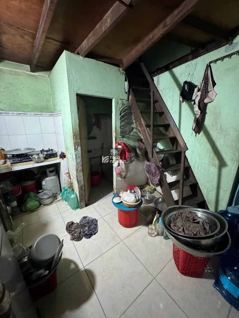 SÁT VÁCH Q11, SÁT MT LƯƠNG THẾ VINH, TÂN PHÚ, 55M2 TIỆN XÂY. GIẢM 550TR CHỈ 5T TL TỐT