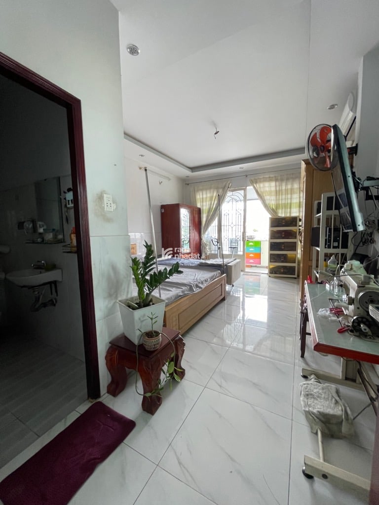 BÁN NHÀ 250M2 HẺM XE TẢI BÌNH THÀNH 14 TỶ 10X25M BÌNH TÂN