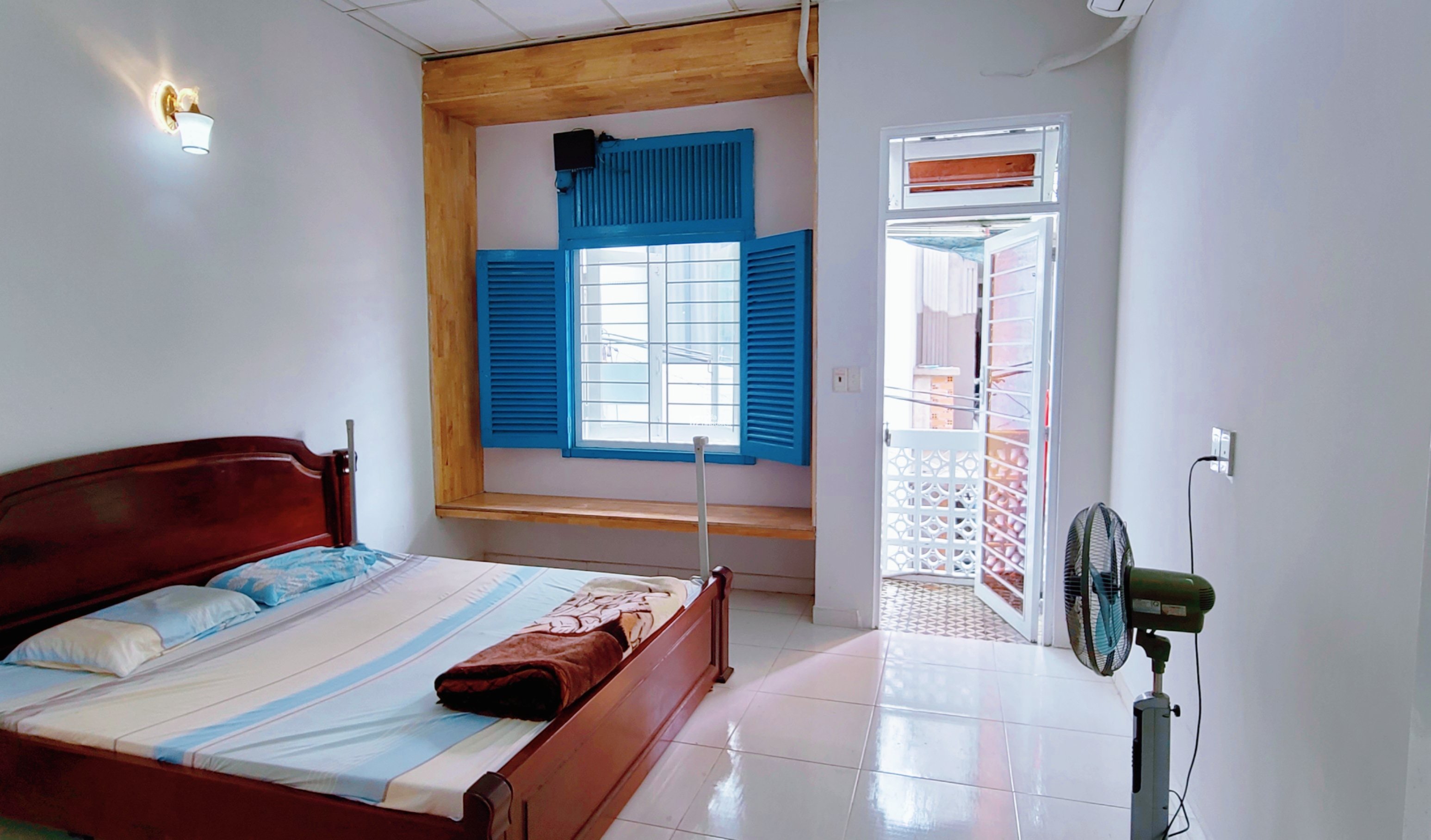 Cực Hot! Nhà Đẹp, Nguyễn Hữu Tiến, Tân Phú , Giá Tốt Khu Vực! 