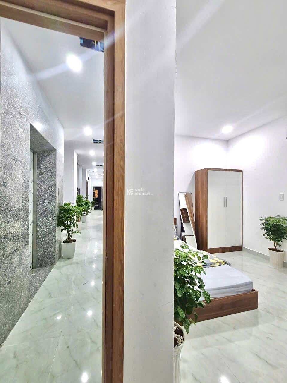 TOÀ CHDV CAO CẤP 218m2 43 CĂN - DÒNG TIỀN 300TR/THÁNG - TRUNG TÂM BÌNH THẠNH