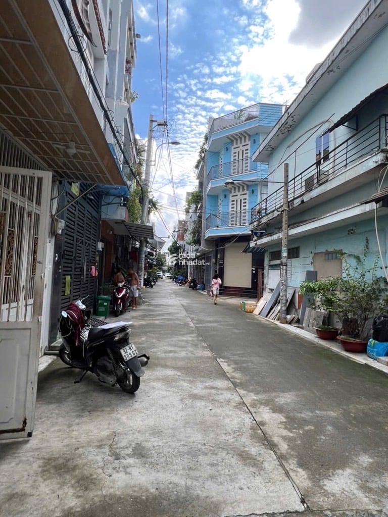 Bán nhà gần bình long văn cao bình hưng hoà a