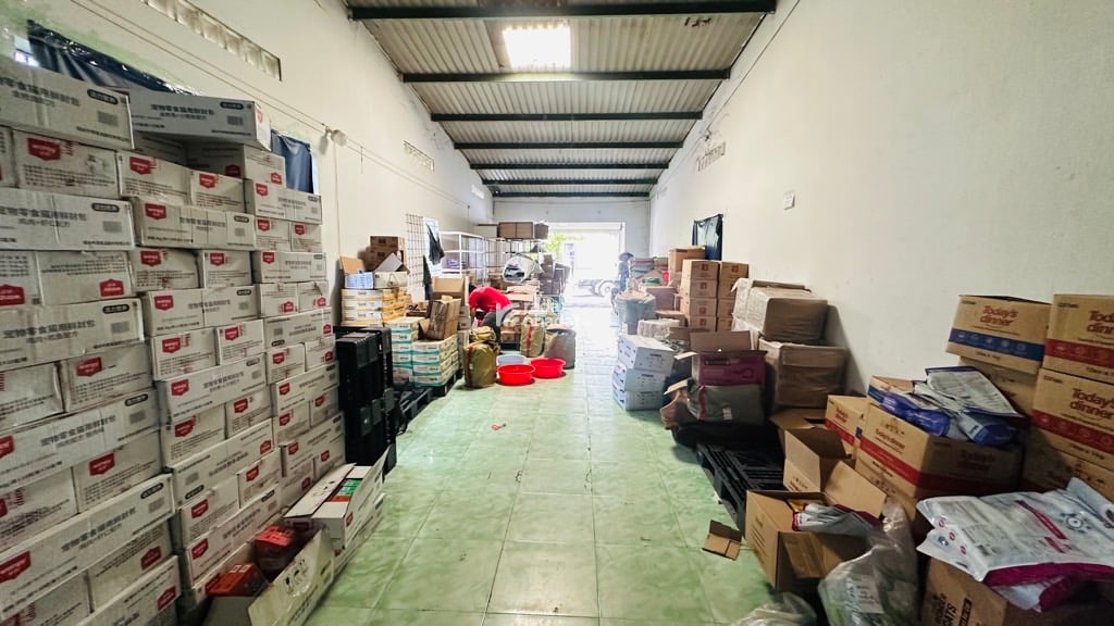 HẺM XE TẢI SÁT MẶT TIỀN GẦN BV THỦ ĐỨC NỞ HẬU DÒNG TIỀN ỔN ĐỊNH 220m2 CHỈ 12 TỶ.