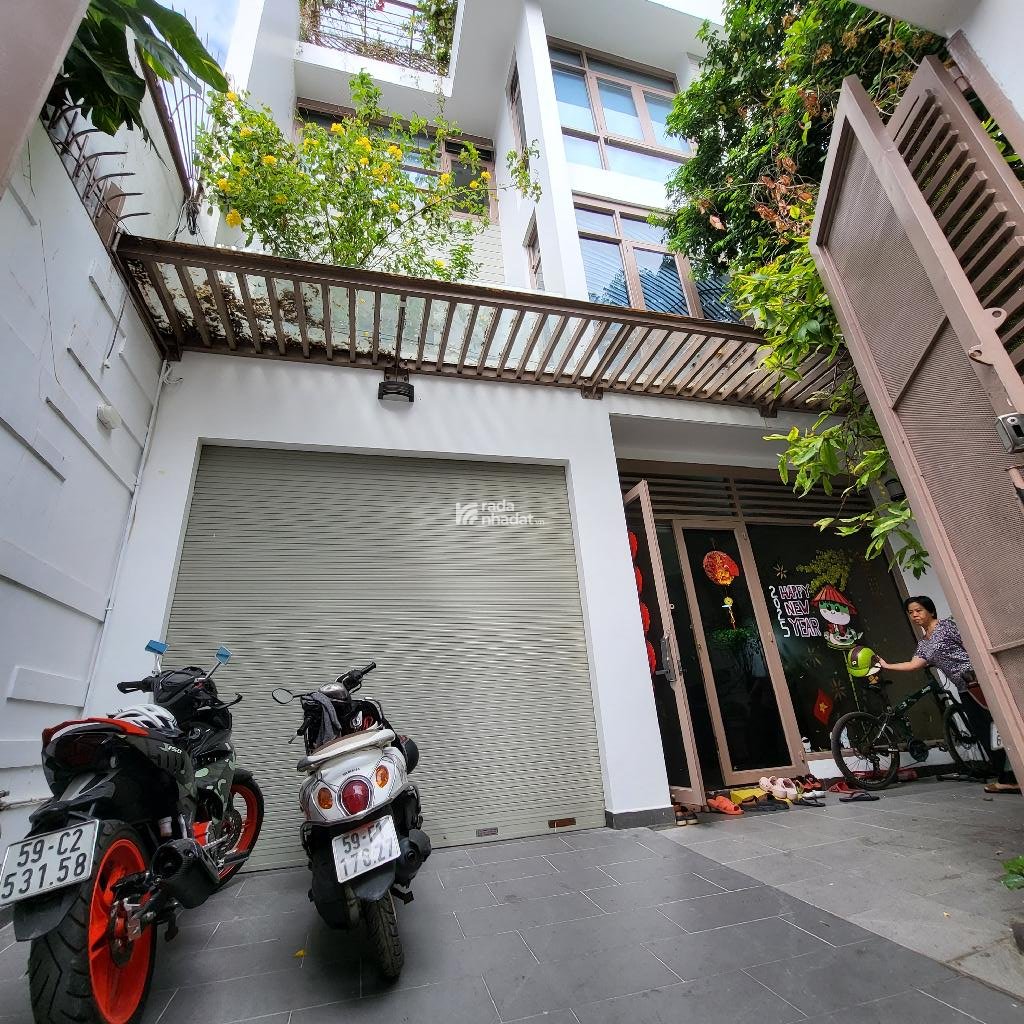 RESORT NGHĨ DƯỠNG - KHU BIỆT THỰ KIỀU ĐÀM- TRẦN XUÂN SOẠN- Q.7-DT:200M2 - 26 TỶ