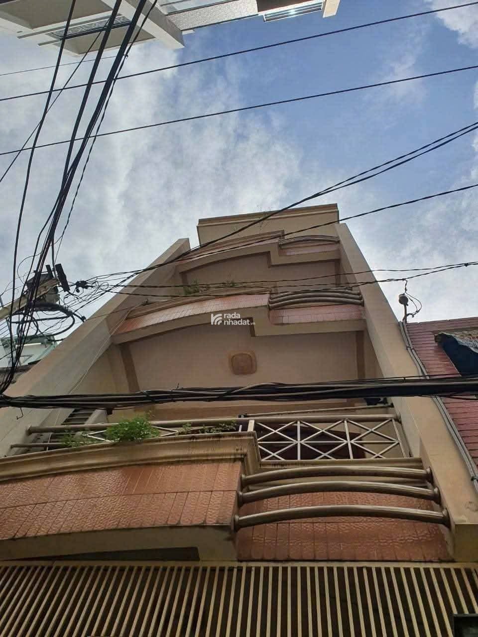 Cho thuê Nguyễn Thiện thuật p3, Q3 (ngay chợ bàn cờ). 