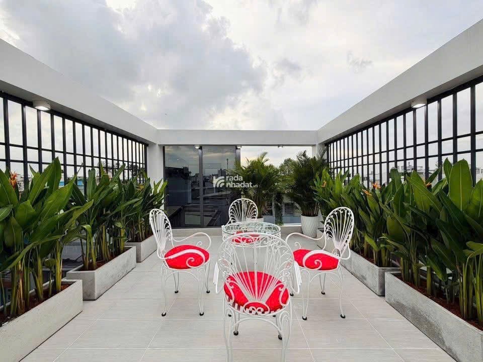 Nhà giá rẻ DT 49,2m2 giá 3tỷ250 đường Phan Đăng Lưu P3 Phú Nhuận 