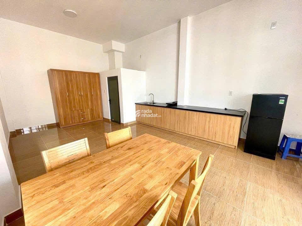 Bán CHDV 4 lầu ngang 6m HXH thông Phạm Văn Chiêu 153m2 15PN TN 60tr gần chợ chỉ 15.8 tỷ. 