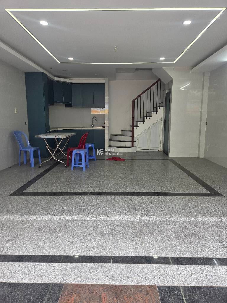 MẶT TIỀN LÊ SÁT TÂN SƠN NHÌ TÂN PHÚ DT: 5.3*8.2M- 8 TỶ 35