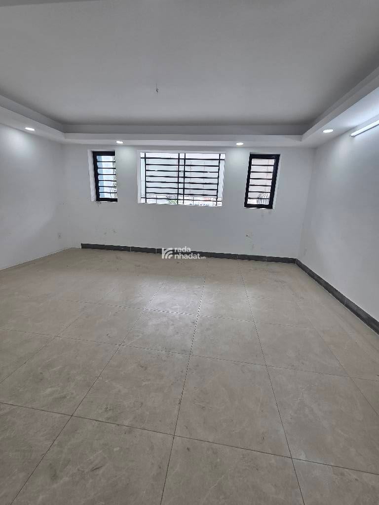 MẶT TIỀN LÊ SÁT TÂN SƠN NHÌ TÂN PHÚ DT: 5.3*8.2M- 8 TỶ 35