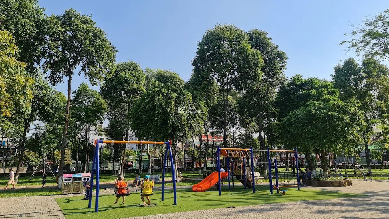 CHDV rộng 6m HIẾM hẻm 102 Lê Văn Thọ 132m2 17PN khép kín DT 80 tr 16.5 tỷ sát CV Làng Hoa