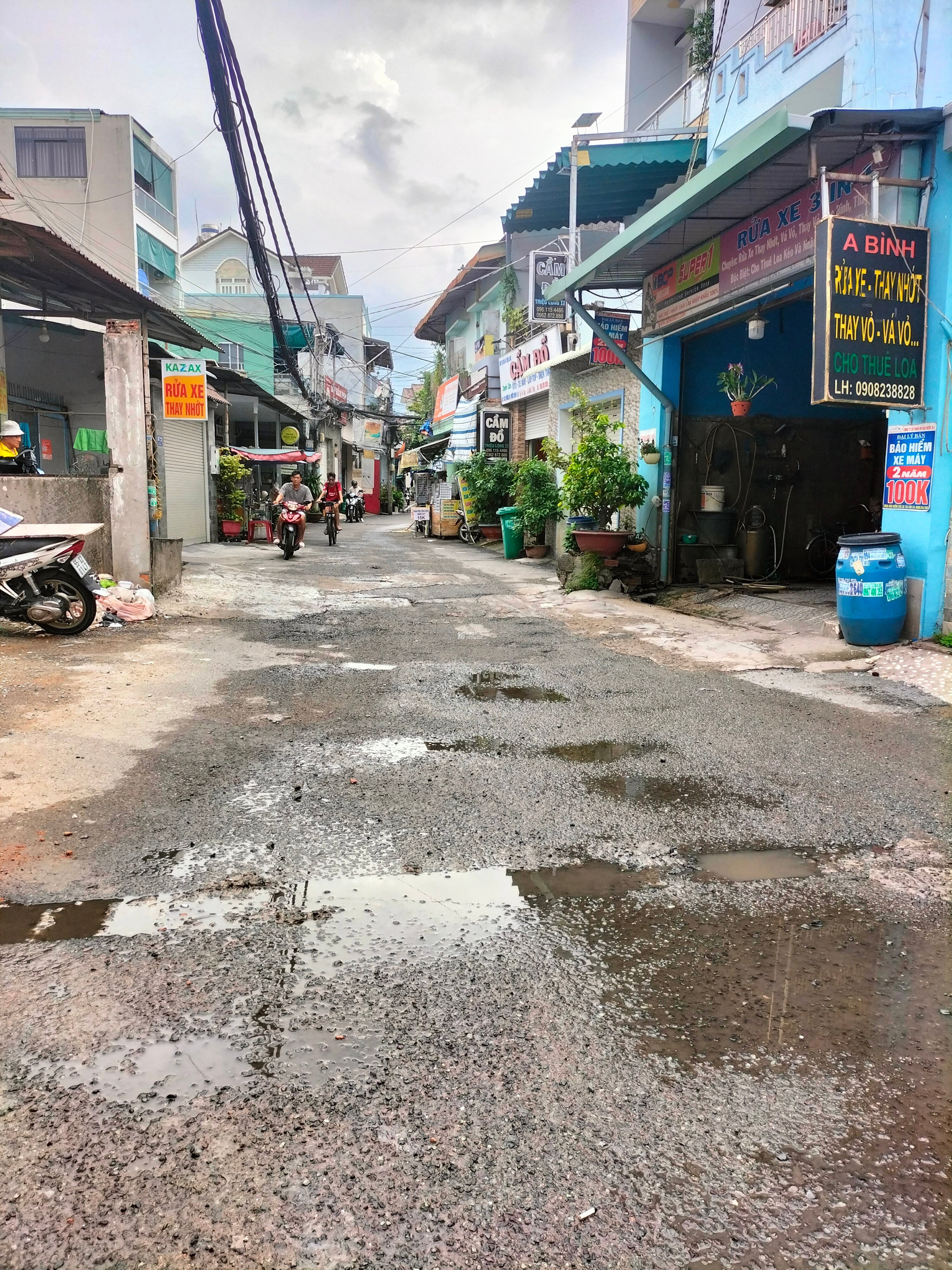 BÁN NHÀ 2TẦNG MTKD SIÊU ĐỈNH NGAY CHỢ HOA CAU PHƯỚC LONG B Q9,ĐƯỜNG ÔTÔ THÔNG -SHR -NHỈNH 16TỶ TLCC