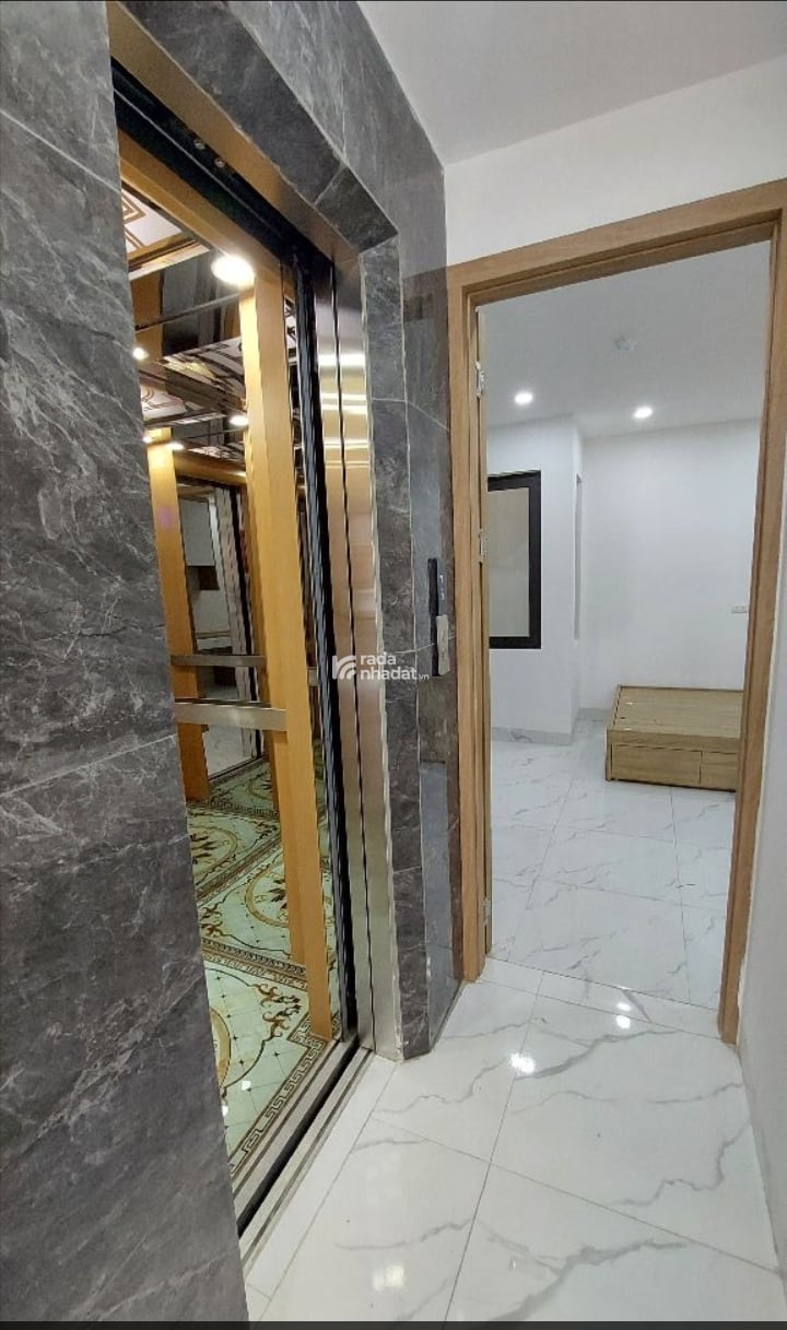  GẦN BÁCH KHOA-CCMN QUẬN HBT- THANG MÁY - 10 PHÒNG KHÉP KÍN- FULL NỘI THẤT -  GIÁ 13,5 TỶ