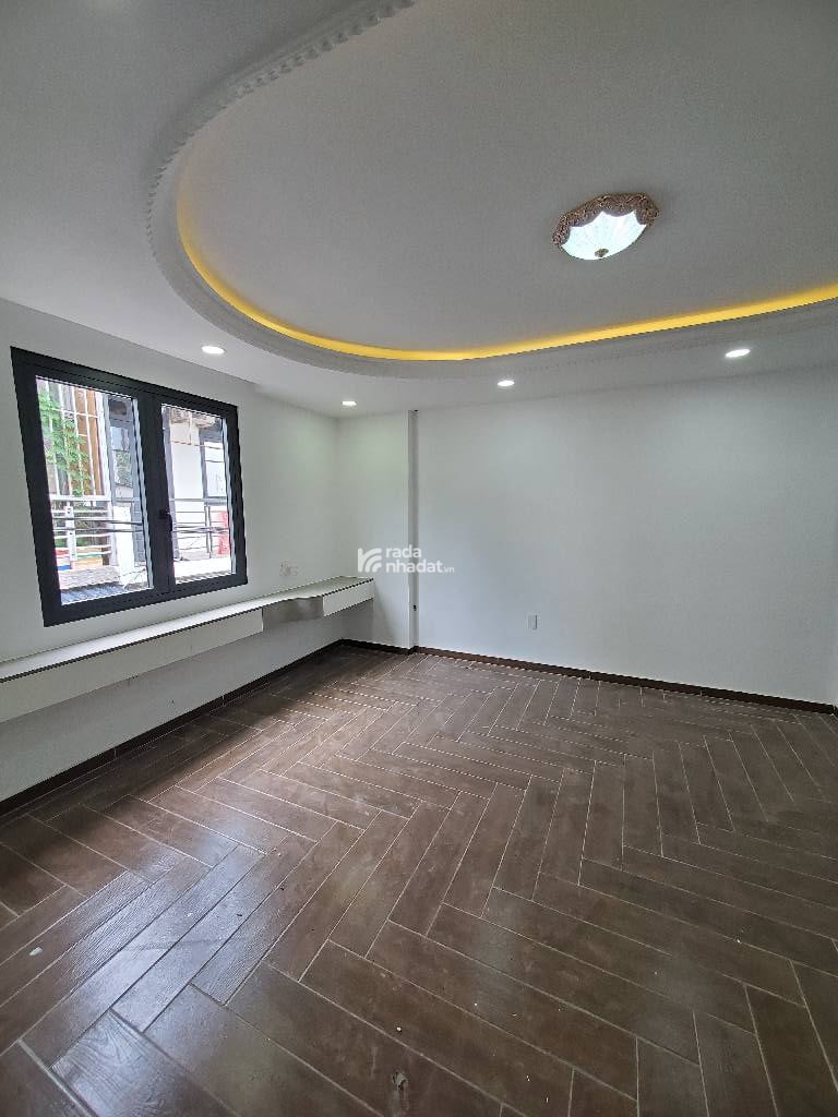 HẺM 3M ĐẸP. PHẠM VĂN BẠCH, TÂN BÌNH, 52M2 CÓ KC Ở NGAY. GIẢM 550TR CHỈ CÒN 6.4T TL 