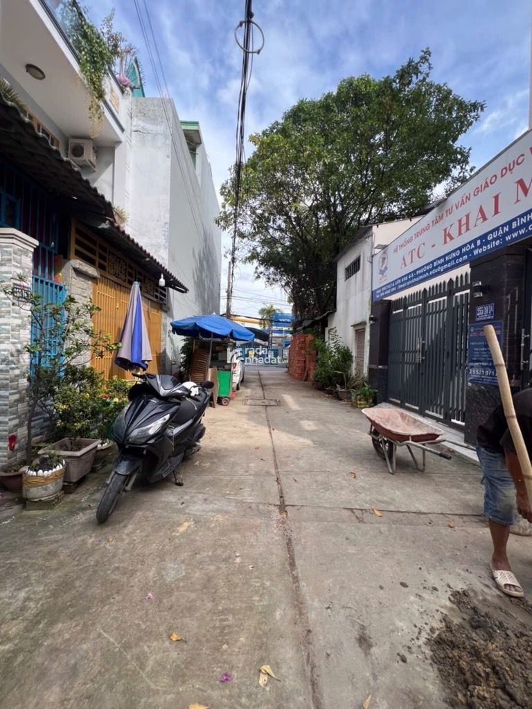 BÁN ĐẤT LIÊN KHU 4 5 BÌNH TÂN 120M2 6.X TỶ 6X20M HẺM 6M XE HƠI TỚI CỬA