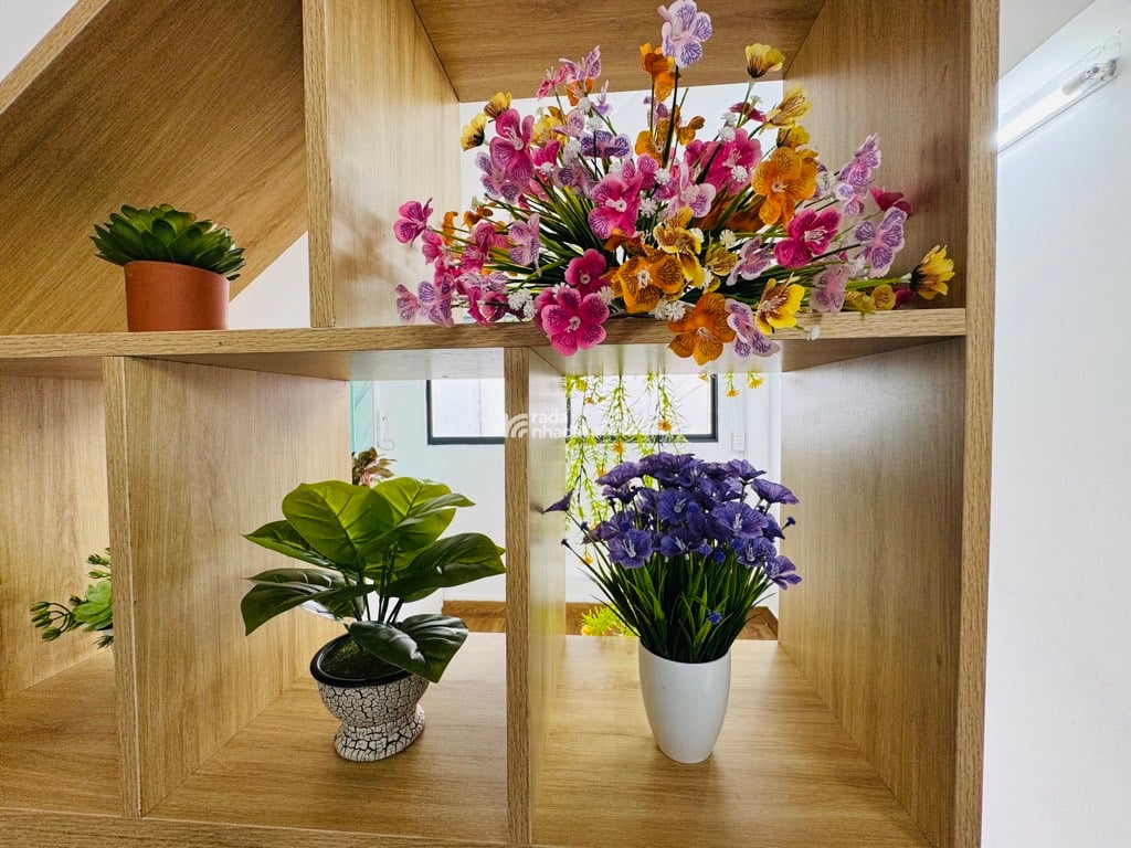 KHU PHAN XÍCH LONG VẠN KIẾP, PHÚ NHUẬN - 4 TẦNG, 3 PN, 3 WC - HẺM TRƯỚC NHÀ 5M - FULL NỘI THẤT