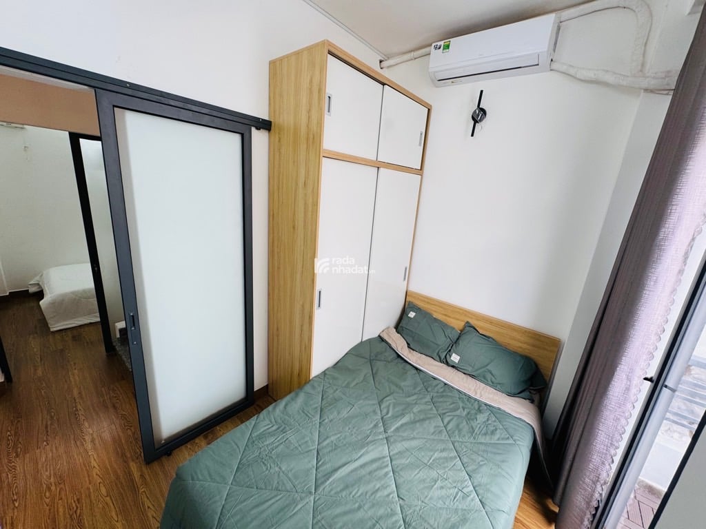 KHU PHAN XÍCH LONG VẠN KIẾP, PHÚ NHUẬN - 4 TẦNG, 3 PN, 3 WC - HẺM TRƯỚC NHÀ 5M - FULL NỘI THẤT