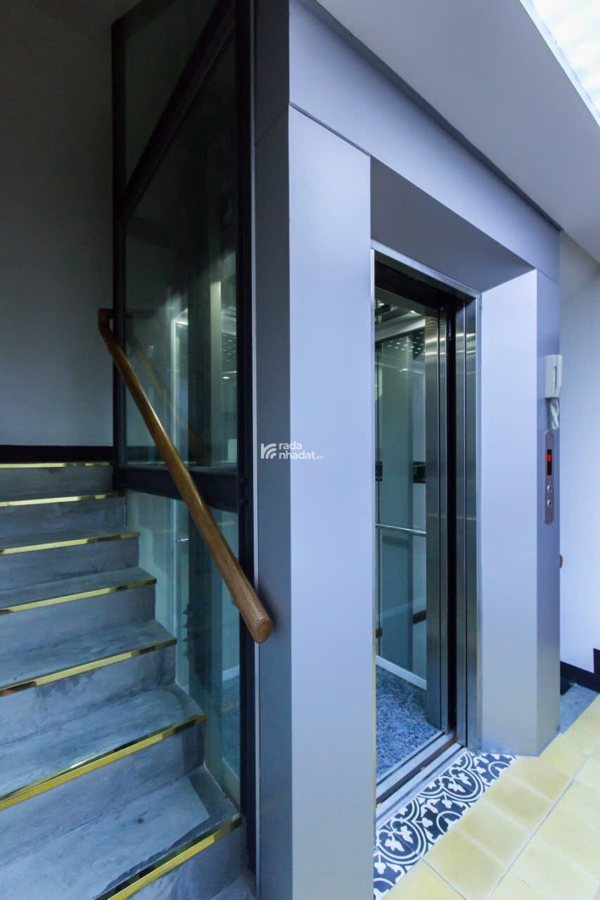 BÁN NHÀ TRẦN QUÝ KHOÁCH - ĐẮC ĐỊA QUẬN 1 - 5 TẦNG  ST - GIÁ CHỈ 21 TỶ