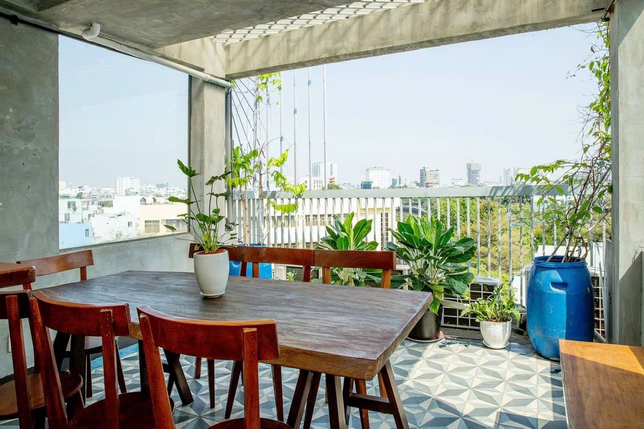 BÁN NHÀ TRẦN QUÝ KHOÁCH - ĐẮC ĐỊA QUẬN 1 - 5 TẦNG  ST - GIÁ CHỈ 21 TỶ