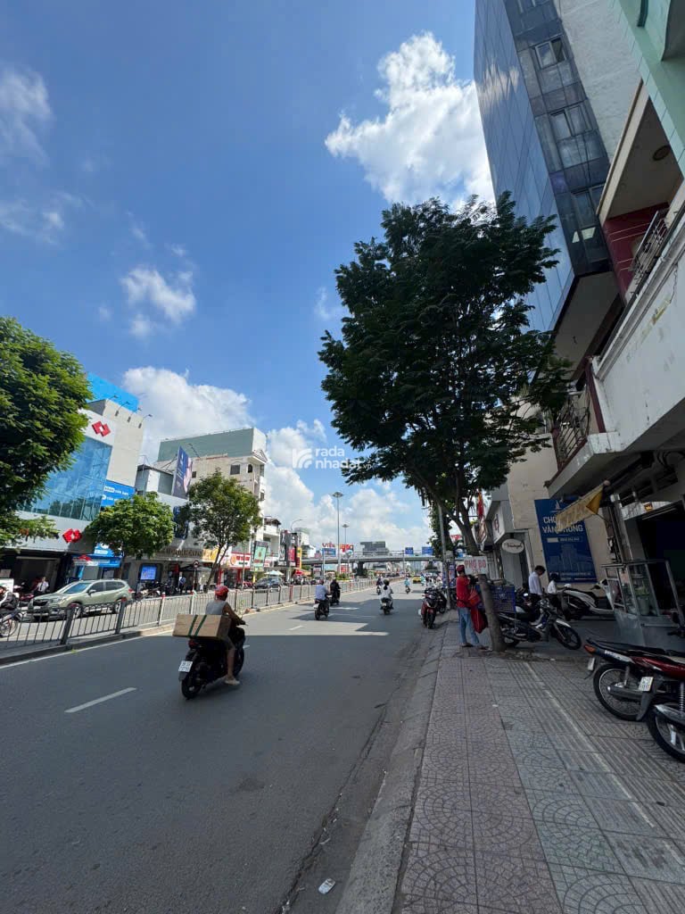 MT XÔ VIẾT NGHỆ TĨNH - NGAY NGÃ 4 HÀNG XANH - 83M2 - 80 TR/TH - 4 TẦNG - 39 TỶ