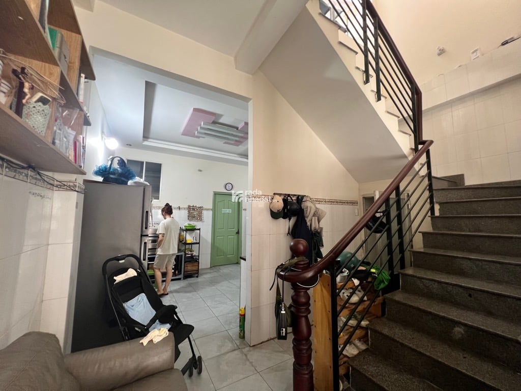 NGAY CHỢ BÀ CHIỂU, GIÁ SIÊU RẺ. VŨ TÙNG, BÌNH THẠNH, 81M2 Ở NGAY. GIẢM 350TR CHỈ 9.3T 