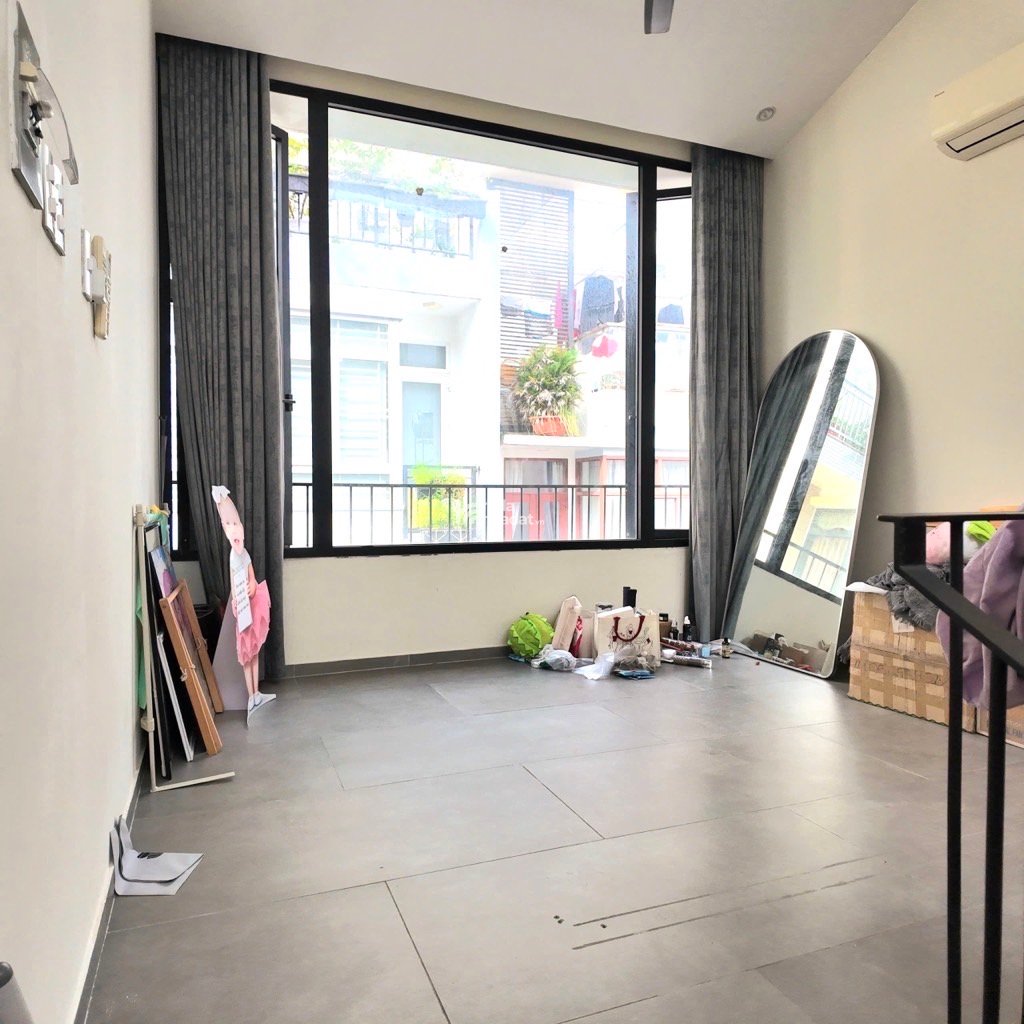 Bán nhà 2 mặt tiền hẽm ô tô đường nguyễn hữu tiến tây thạnh