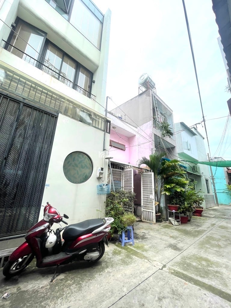 Bán nhà 2 mặt tiền hẽm ô tô đường nguyễn hữu tiến tây thạnh