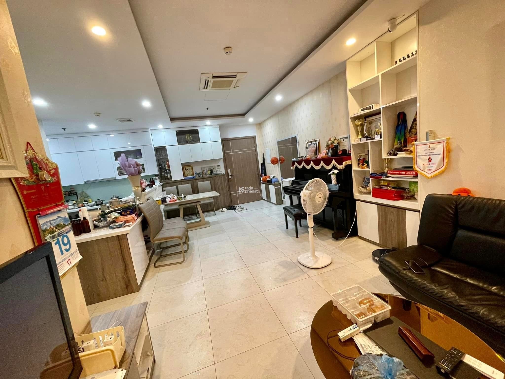 Bán căn 2N1 2WC - 102m2 Sunshine Center Phạm Hùng. Thiết kế hiện đại, view hồ, LH 0923 559 ***